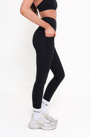 Essentials Invisible Scrunch Pocket Leggings - Black