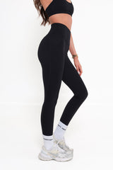Essentials Invisible Scrunch Pocket Leggings - Black