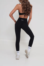 Essentials Invisible Scrunch Pocket Leggings - Black