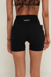 Essentials Invisible Scrunch Pocket 4.5" Shorts - Black