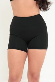 AirSilk™ 4" Invisible Scrunch Pocket Contour Shorts - Black