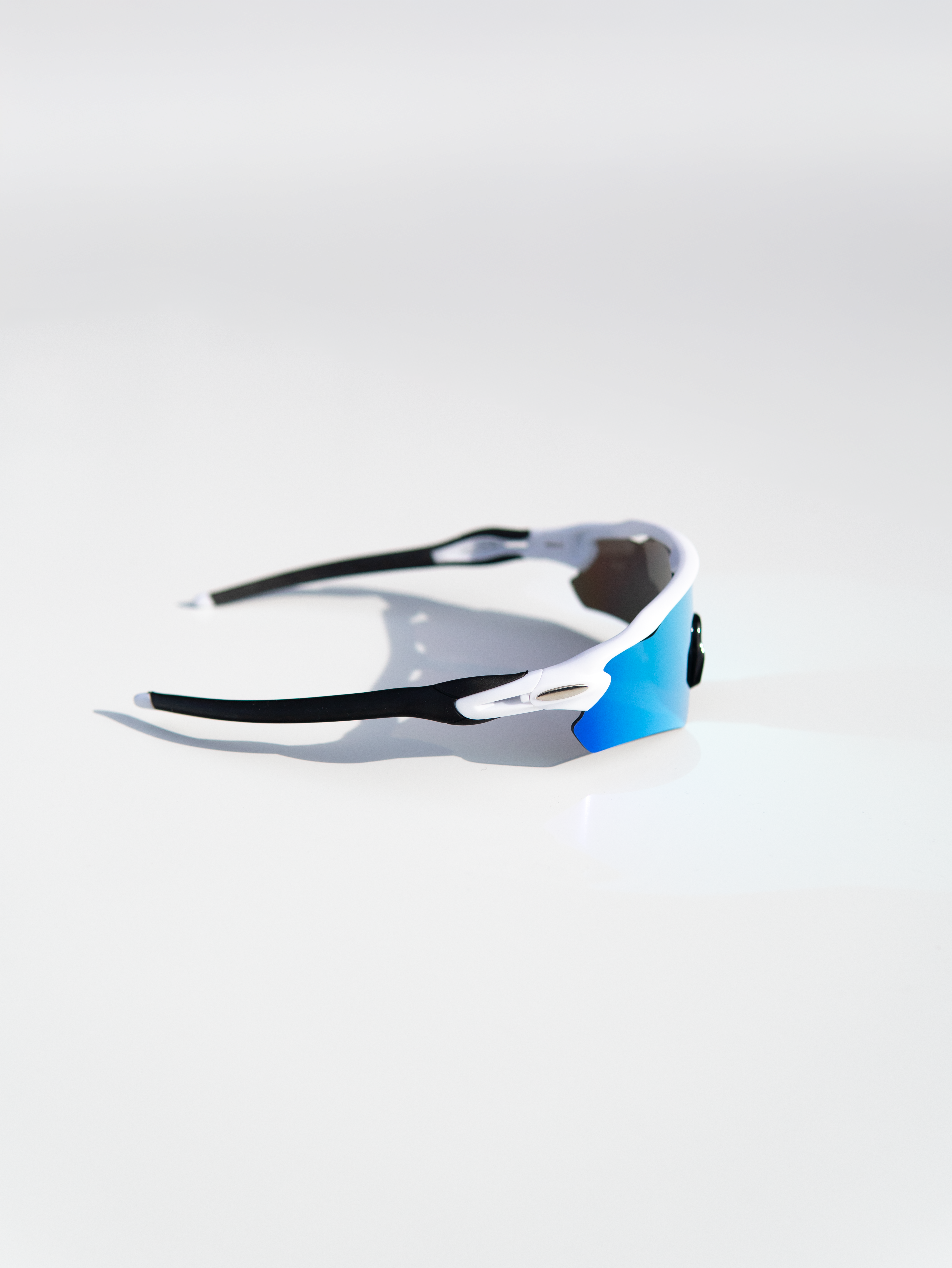 TRNDSTTR Running Glasses - Icy Blue